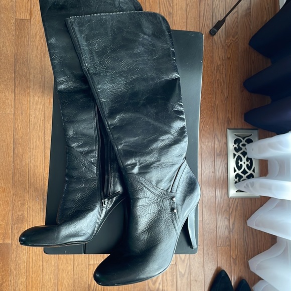 Nine West leather boot - Picture 2 of 4